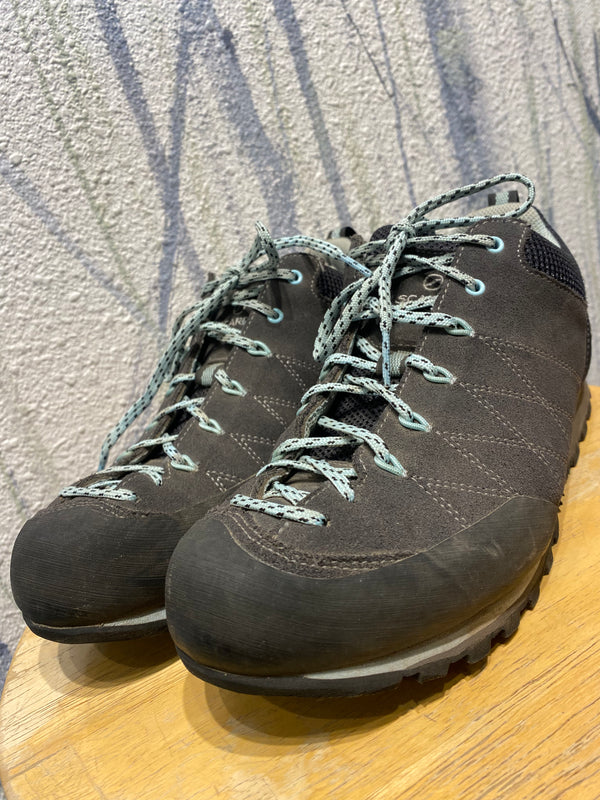 Scarpa Crux Approach Hiking Trail Shoes - Grey, Womens 8.5