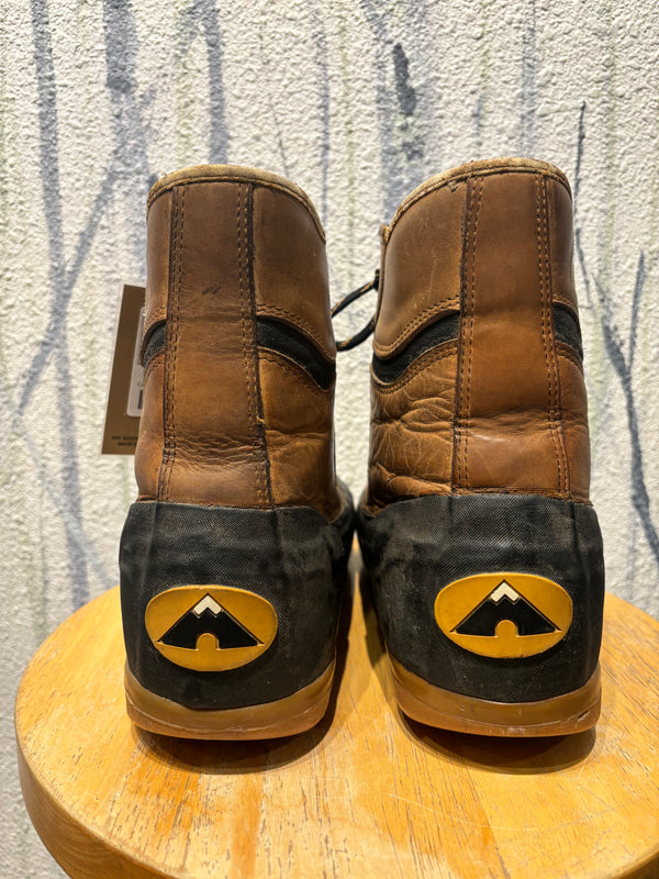 Vintage Airwalk Halfpipe Snowboard Boots - Tan/Black, Mens 10