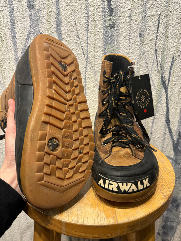 Vintage Airwalk Halfpipe Snowboard Boots - Tan/Black, Mens 10