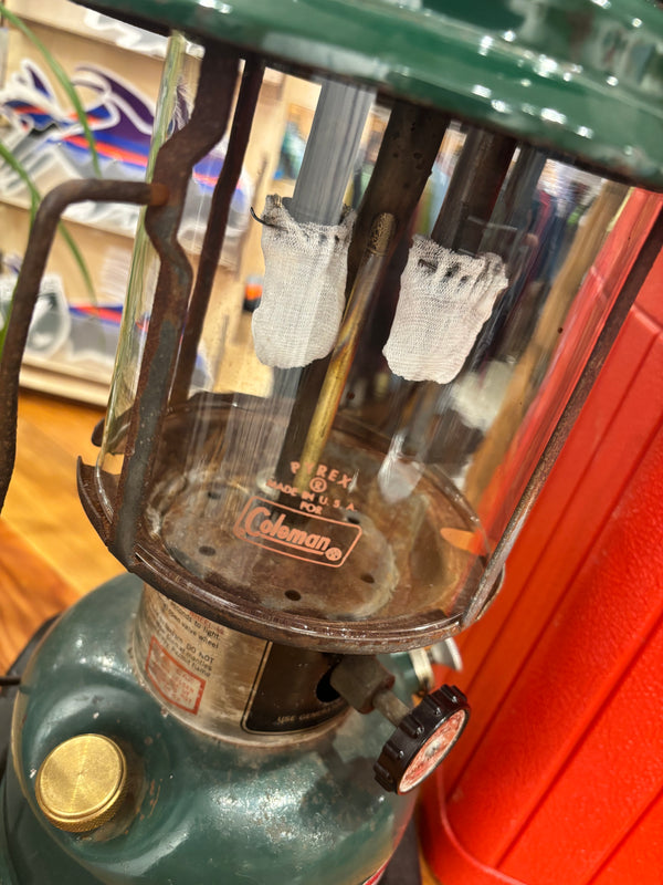 Vintage Coleman 220J Lantern