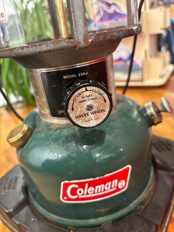 Vintage Coleman 220J Lantern