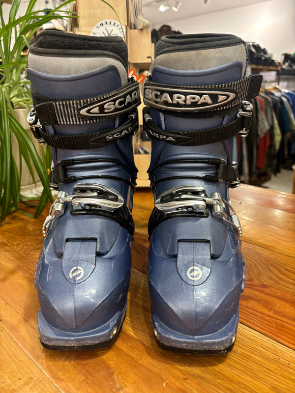 Scarpa Magic Alpine Touring Ski Boots - Blue, Mondo Point 23.5